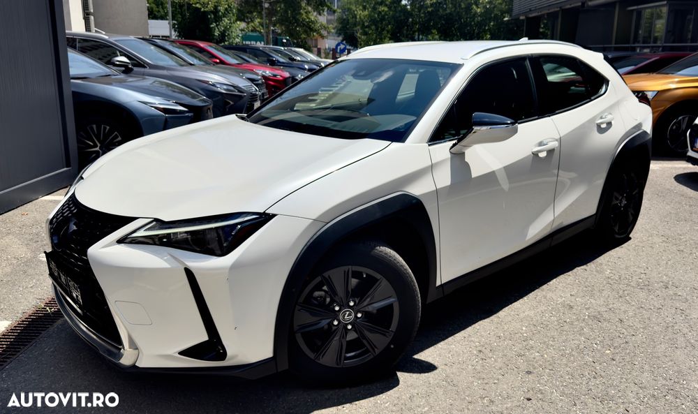 Lexus UX 250h Amazing Edition - 1
