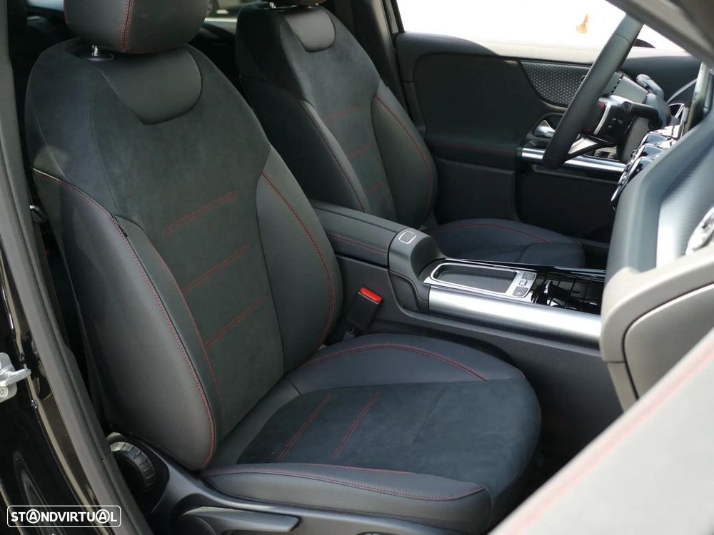 Mercedes-Benz EQA 250+ AMG Line - 32