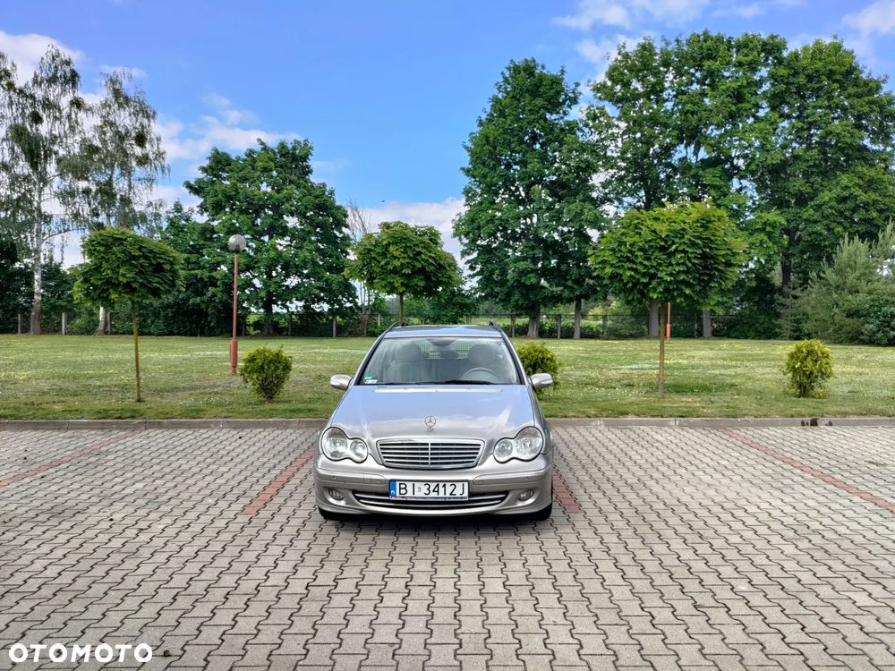Mercedes-Benz Klasa C 220 T CDI Elegance - 3