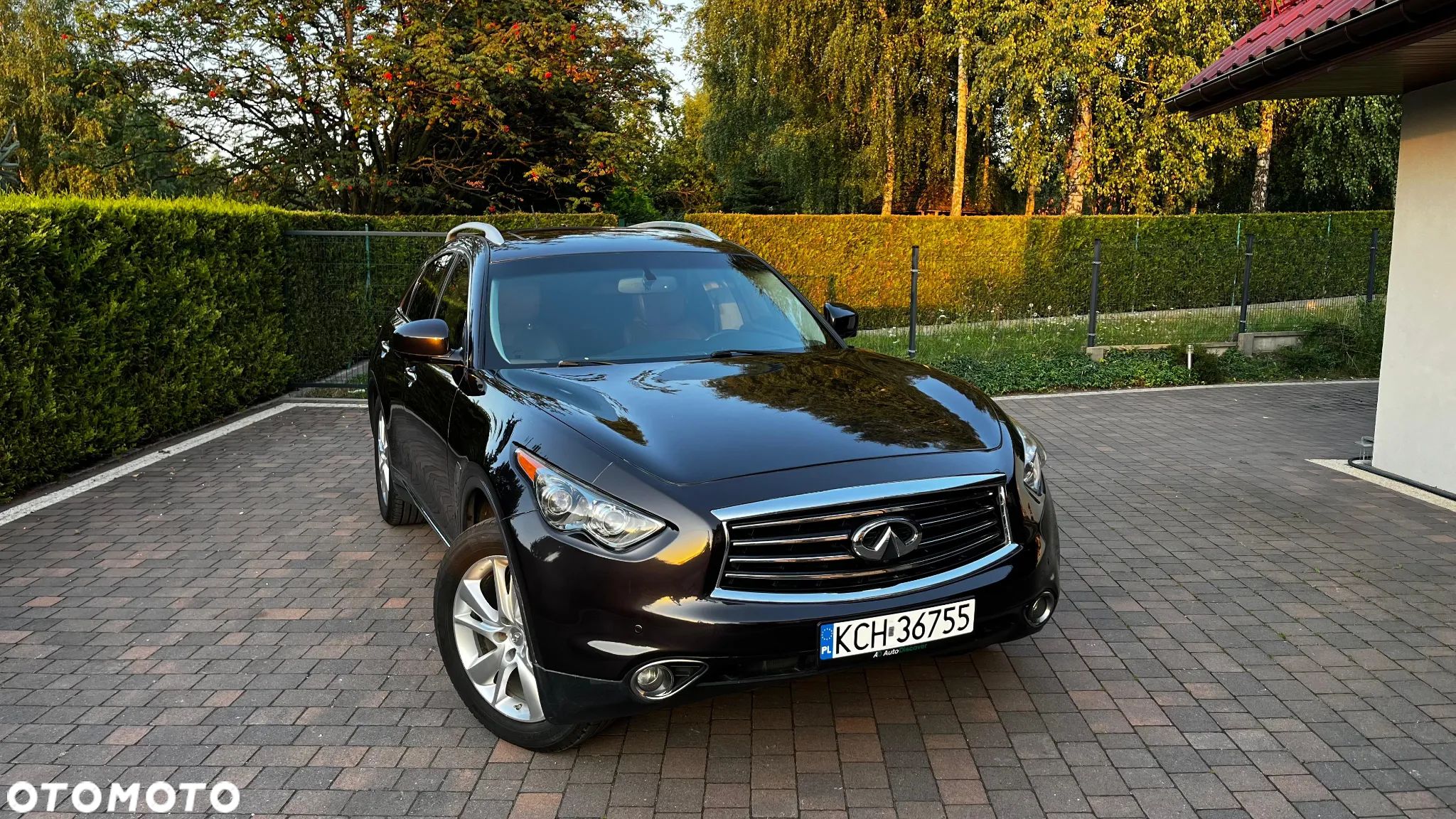 Infiniti FX - 1