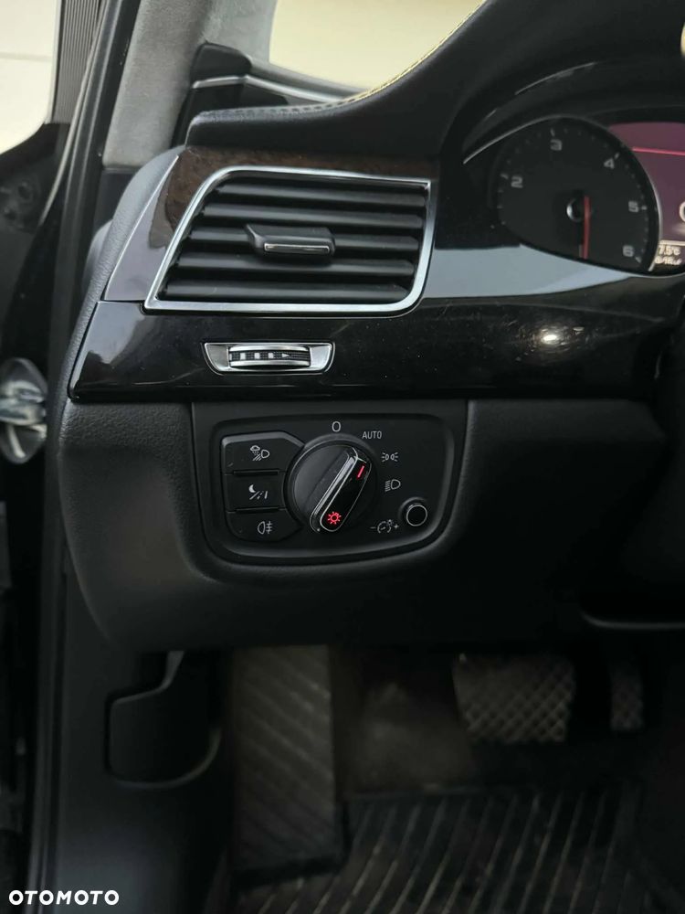 Audi A8 4.2 TDI L Quattro - 9