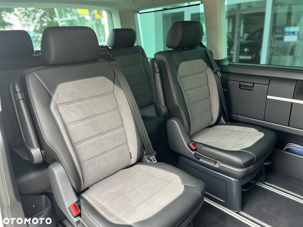 Volkswagen Multivan - 25