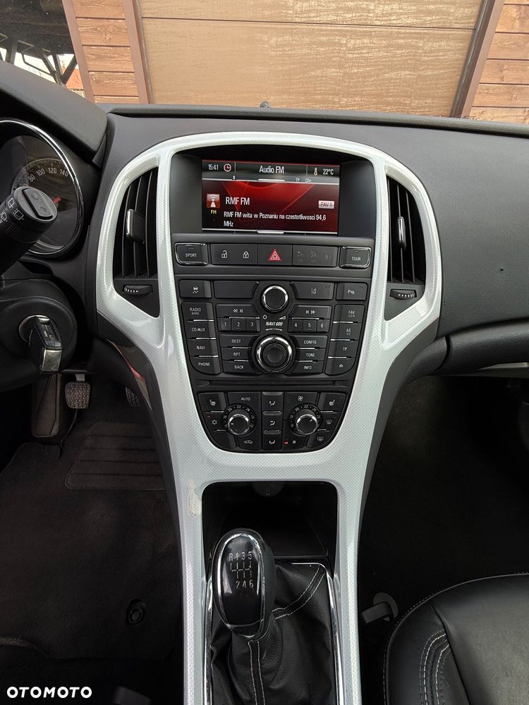 Opel Astra 1.6 T Sport - 14