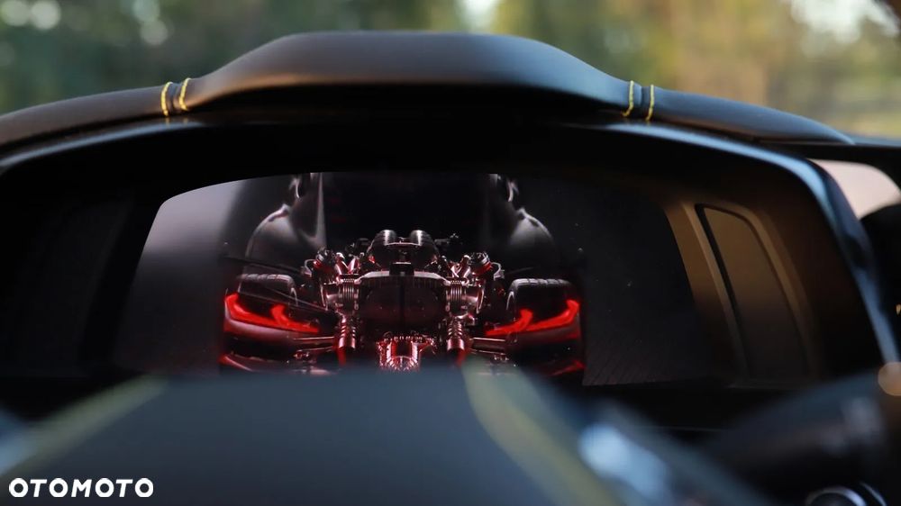 Chevrolet Corvette - 18