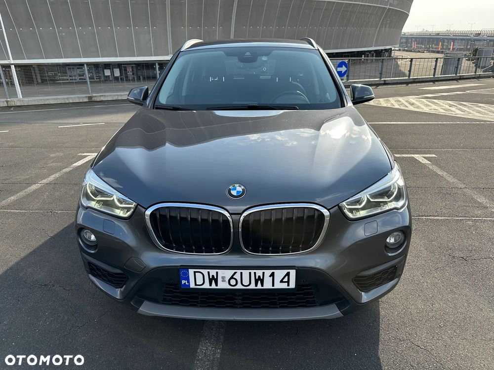 BMW X1 xDrive20d Sport Line - 2