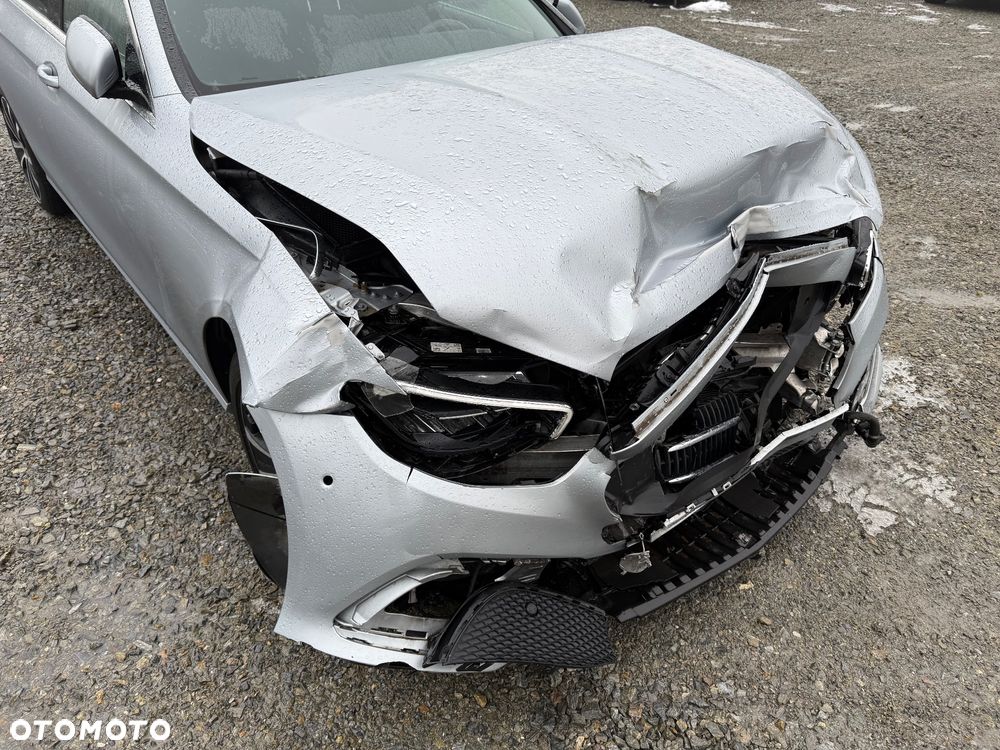 Mercedes-Benz Klasa E - 24