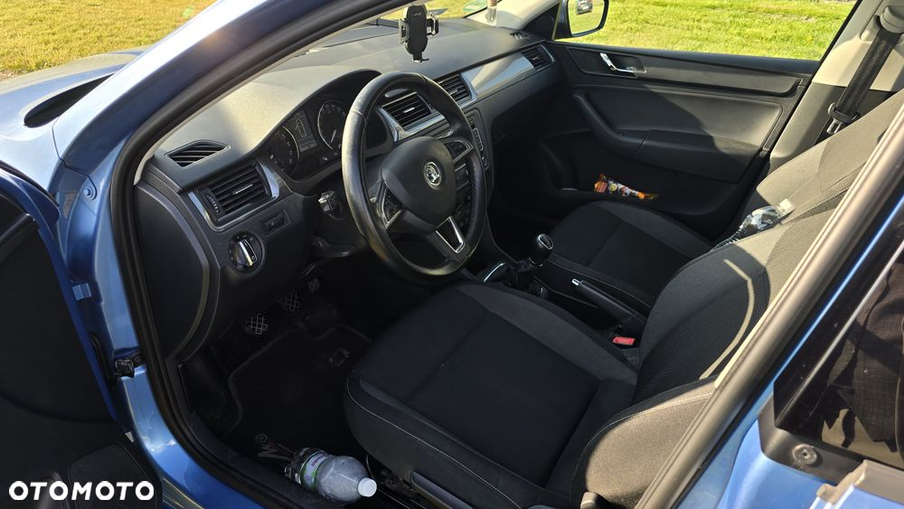 Skoda RAPID 1.6 TDI DPF Ambition - 9