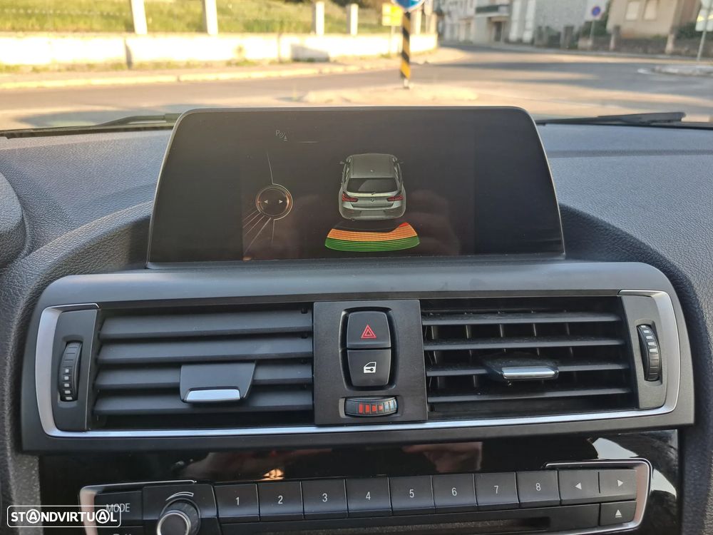 BMW 116 d Sport Line - 25