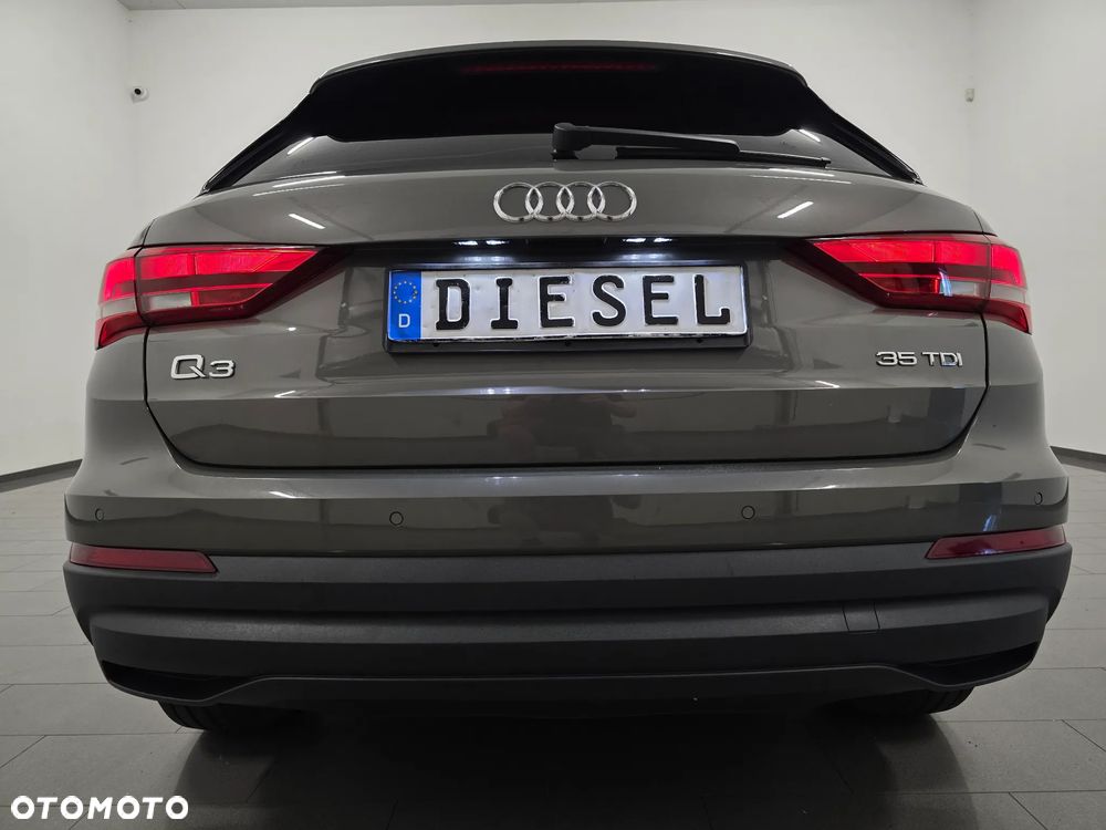 Audi Q3 35 TDI S tronic - 37