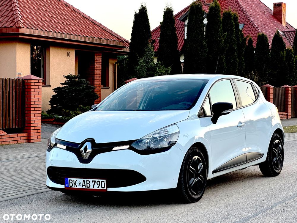 Renault Clio - 23