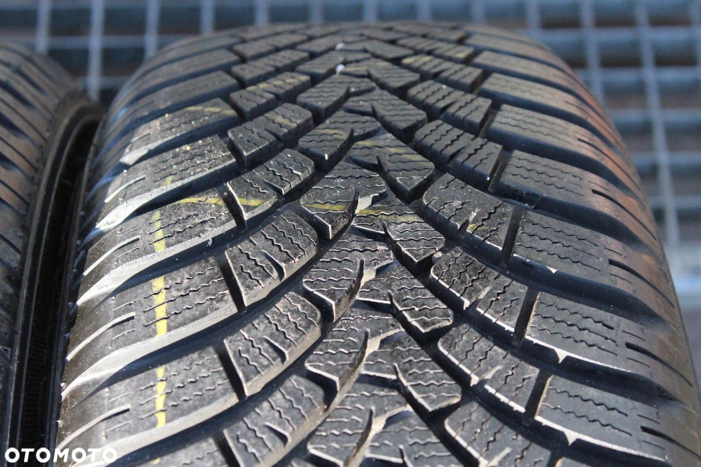 4x 215/60R17 FALKEN EUROWINTER HS01 SUV 100V XL 17r 8mm - 5