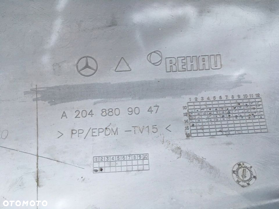 Zderzak tylny Mercedes W204 AMG - tył Nowy oryg. - 10