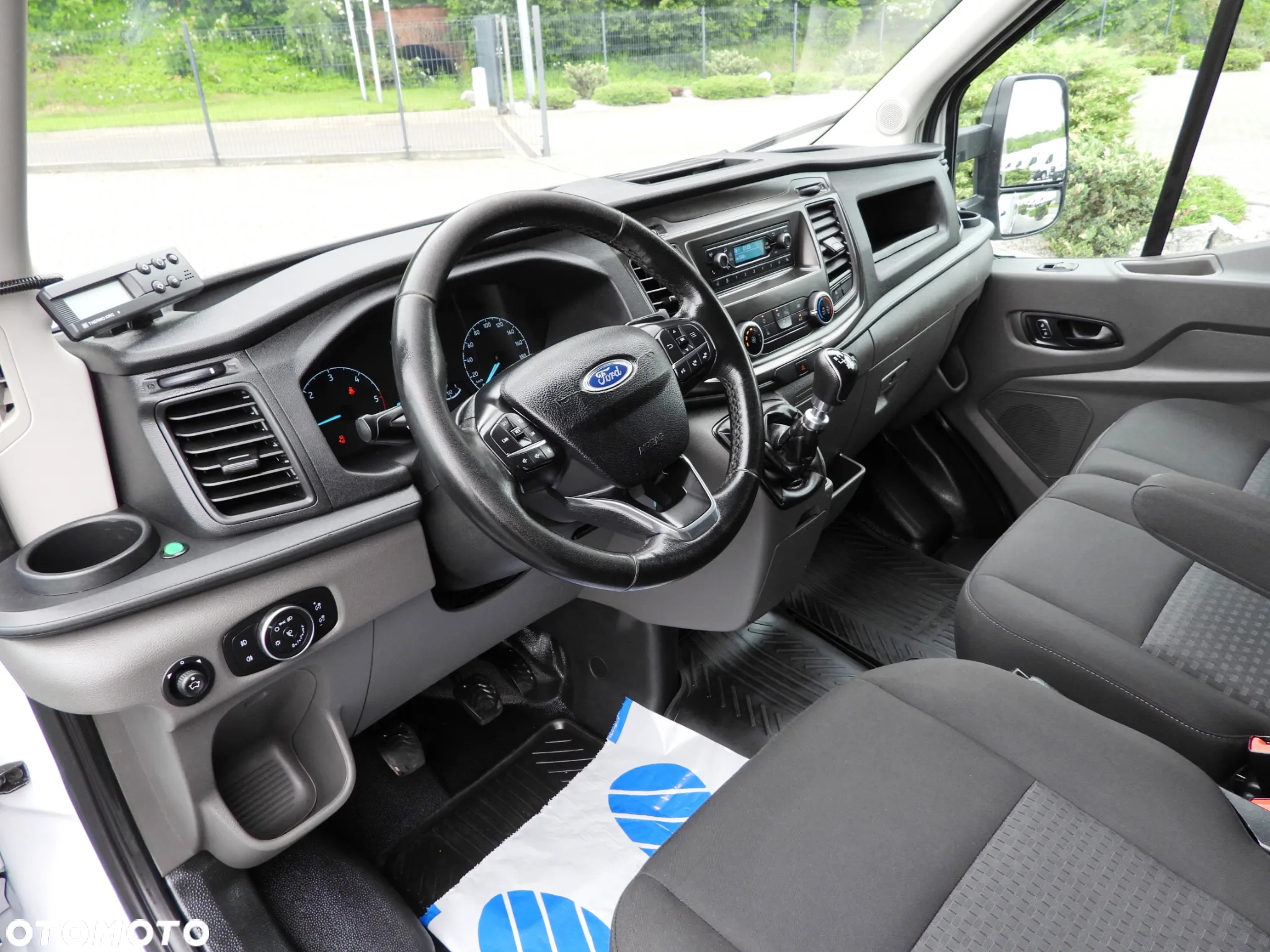 Ford TRANSIT KONTENER / CHŁODNIA 5*C / TEMPOMAT LEDY BLIŹNIACZE KOŁA KLIMATYZACJA 130KM [ U89312 ] - 3