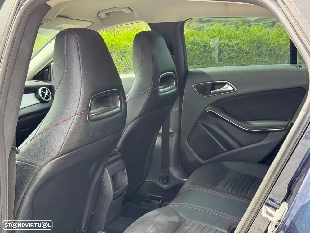 Mercedes-Benz CLA 180 d Shooting Brake AMG Line Aut. - 11