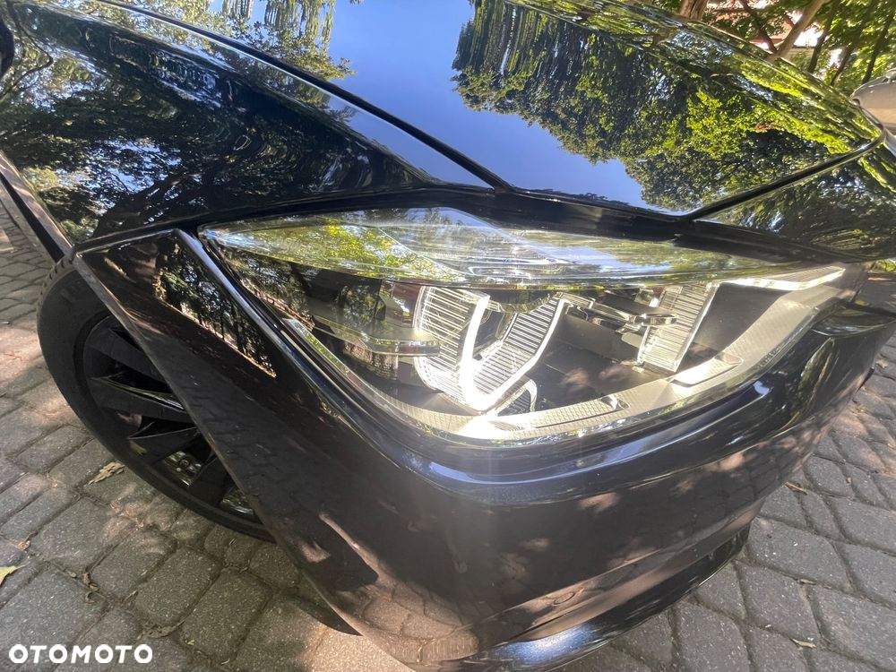 BMW Seria 3 328i xDrive - 23
