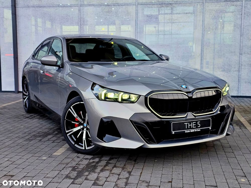 BMW Seria 5 520d xDrive mHEV - 8