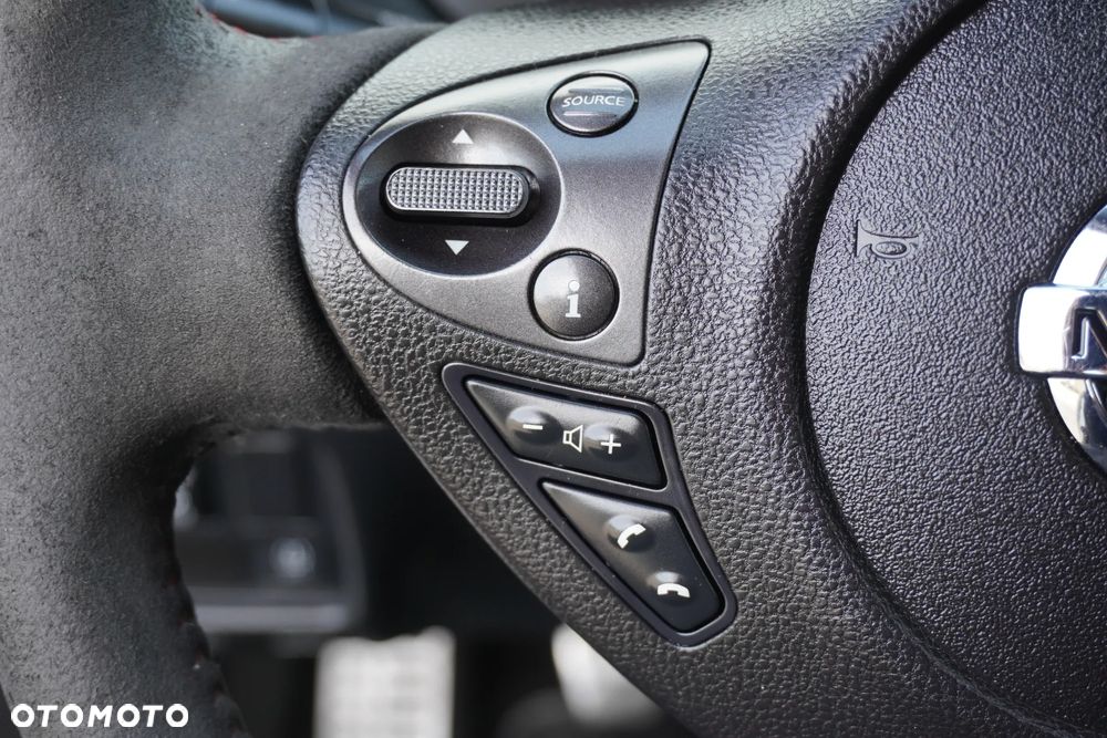 Nissan Juke 1.6 DIG-T Nismo RS - 27