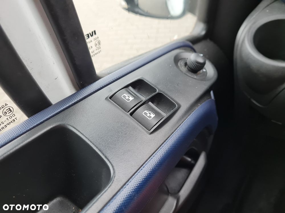 Iveco DAILY 35S17*L3H2​*AUTOMAT​*KLIMATYZACJA​*TEMPOMAT​* - 21