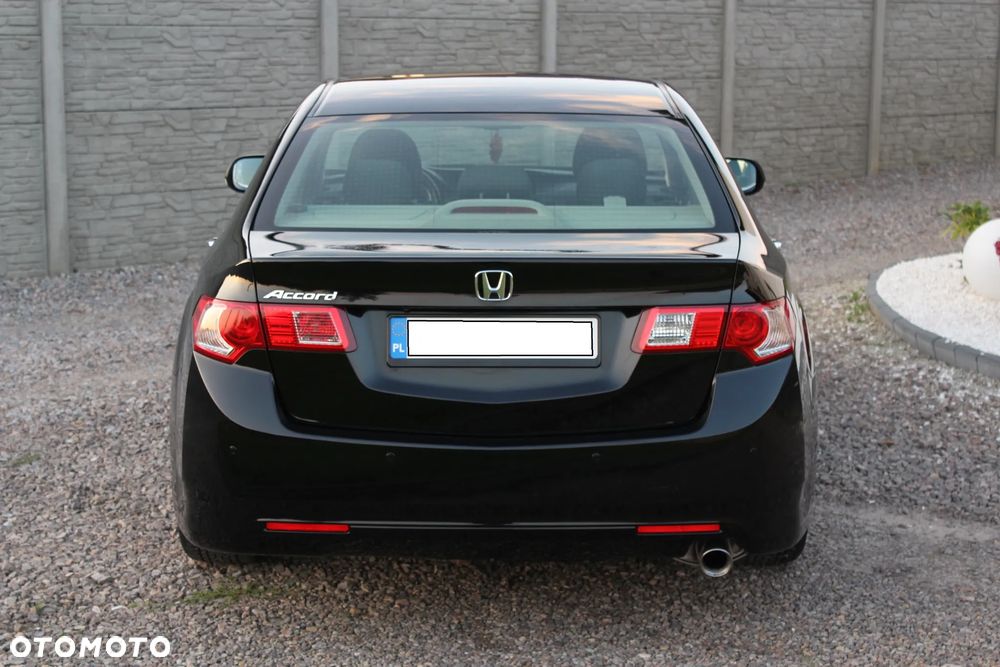 Honda Accord 2.0 Elegance Nav - 9