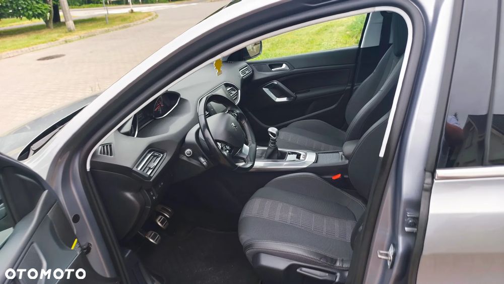 Peugeot 308 BlueHDi 120 Stop & Start Business-Line - 23