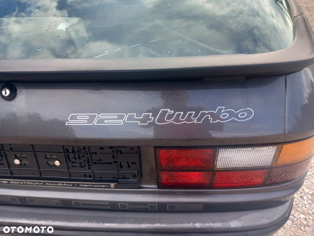 Porsche 924 - 22
