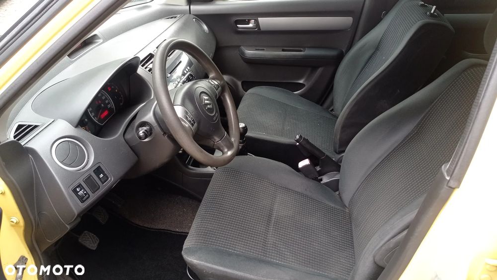 Suzuki Swift 1.3 GLX / Comfort - 37