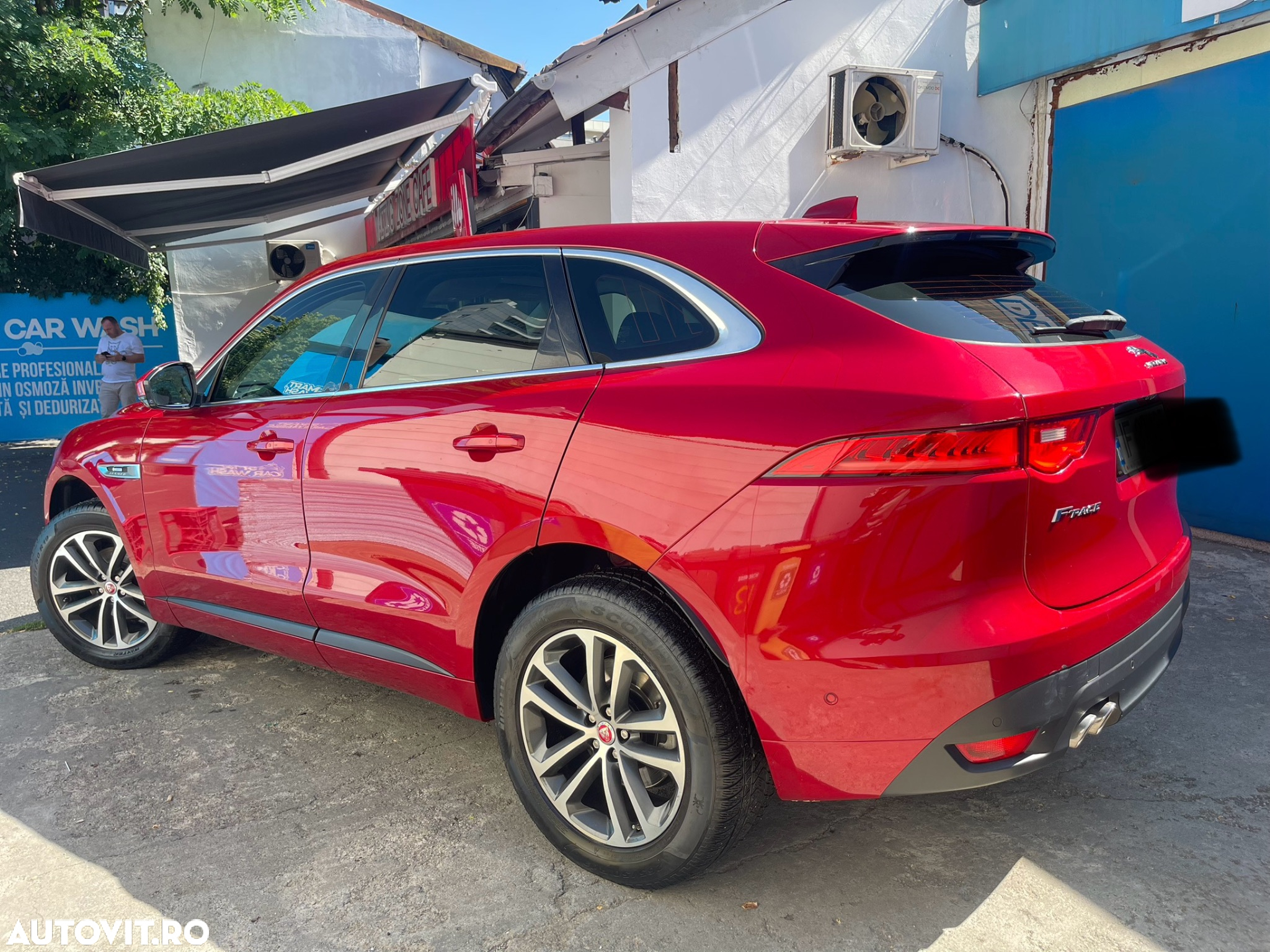 Jaguar F-Pace 20d AWD R-Sport - 2