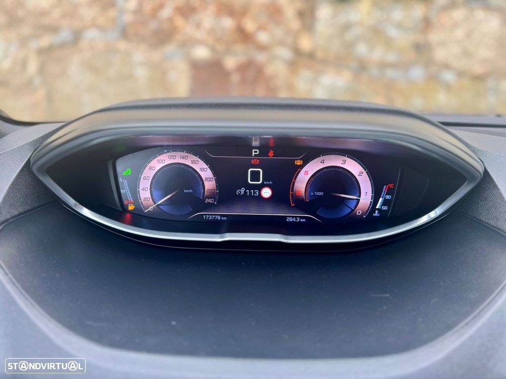 Peugeot 3008 1.6 BlueHDi GT Line EAT6 - 37