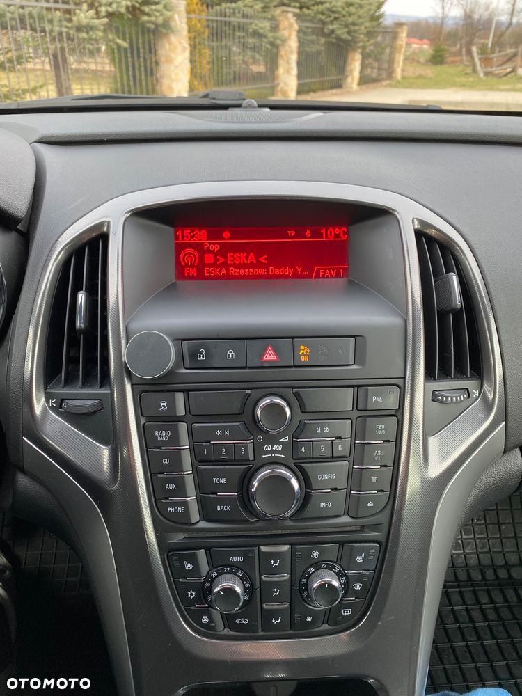 Opel Astra 1.4 T Cosmo - 11