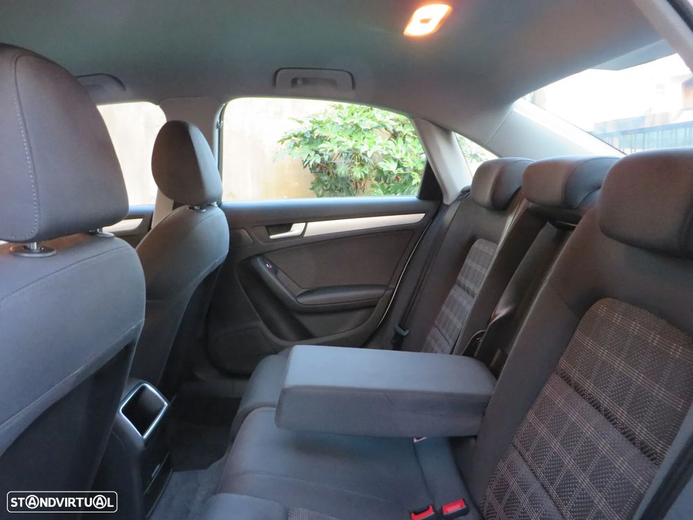 Audi A4 2.0 TDI Sport - 12