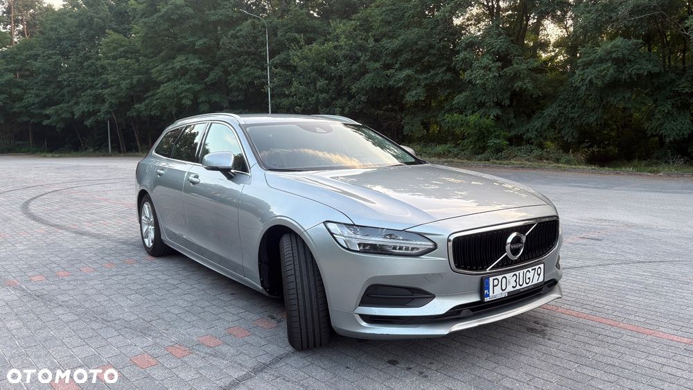 Volvo V90 D4 AWD Momentum - 3