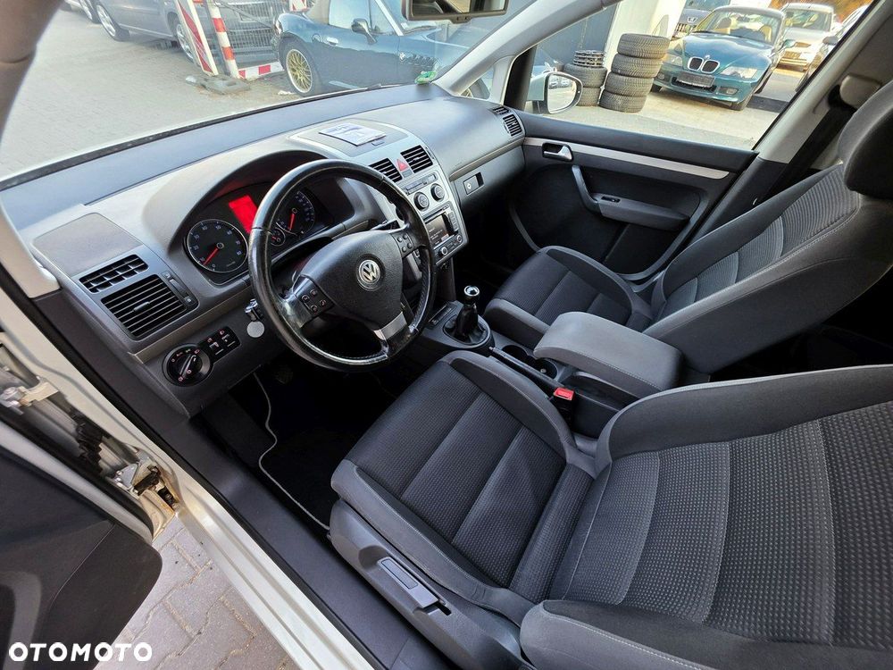 Volkswagen Touran 1.4 TSI Trendline - 9