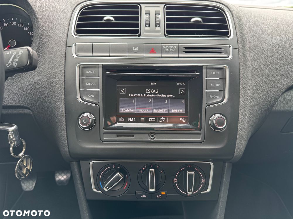 Volkswagen Polo 1.0 Comfortline - 28