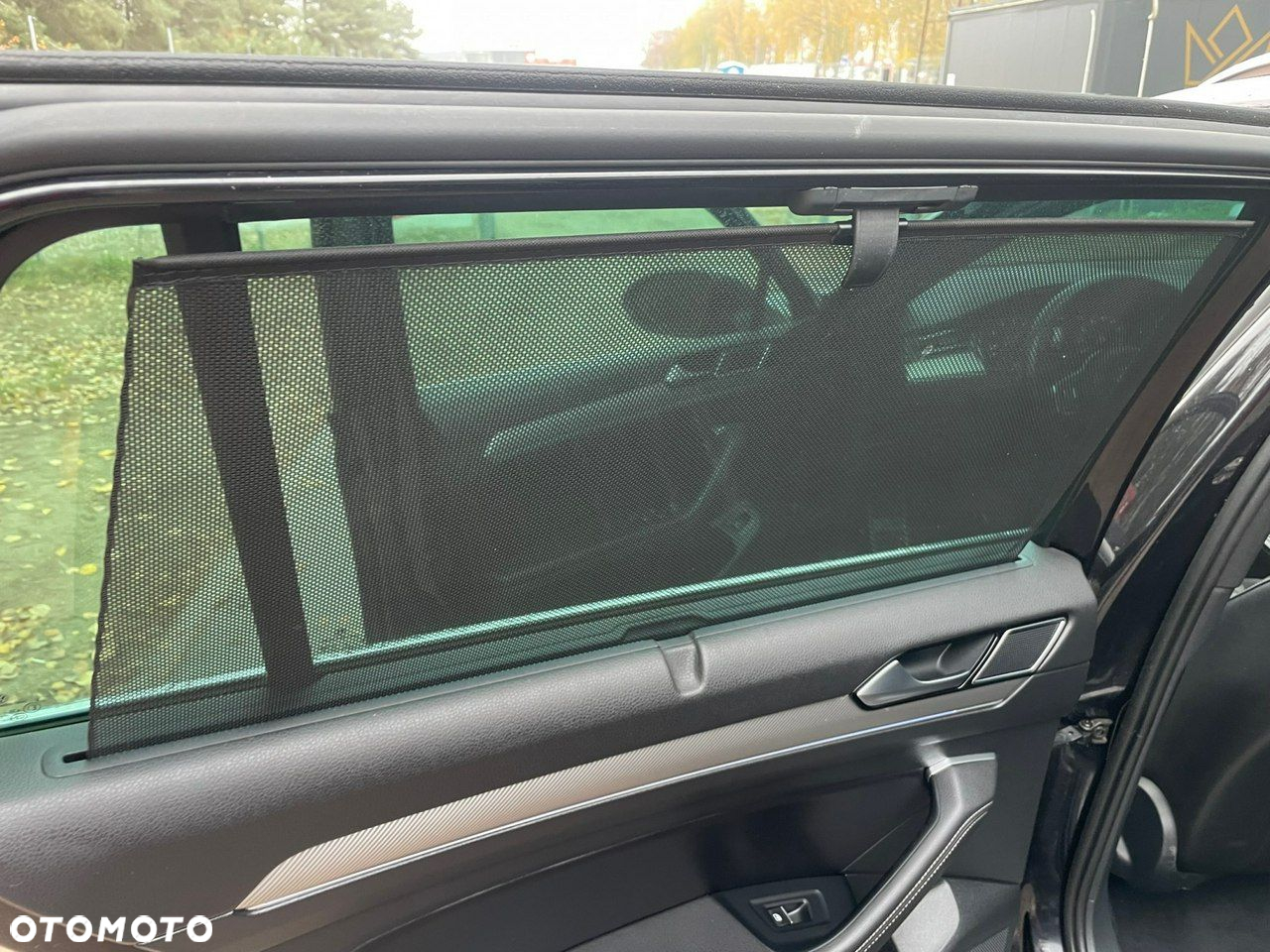 Volkswagen Passat - 13