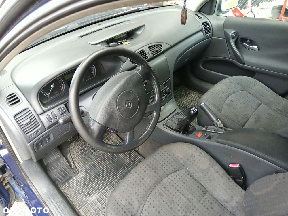 Renault Laguna - 3