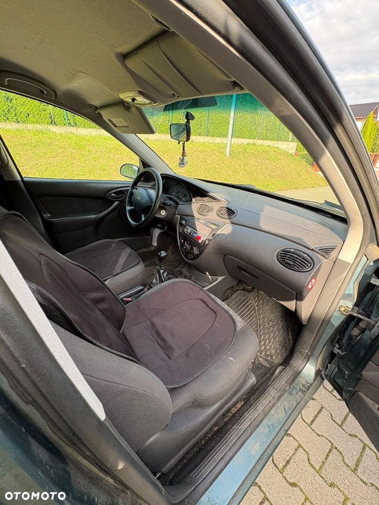 Ford Focus 1.6 Comfort - 13