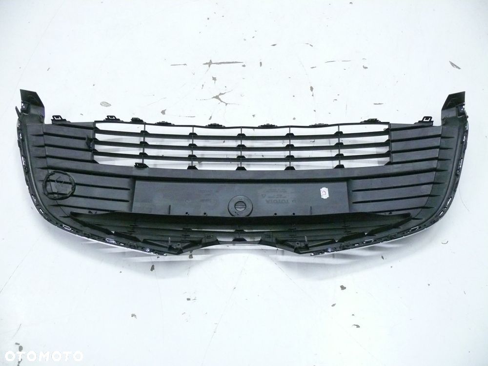ATRAPA GRILL TOYOTA YARIS III HYBRYDA 2014 2017 LIFT - 3