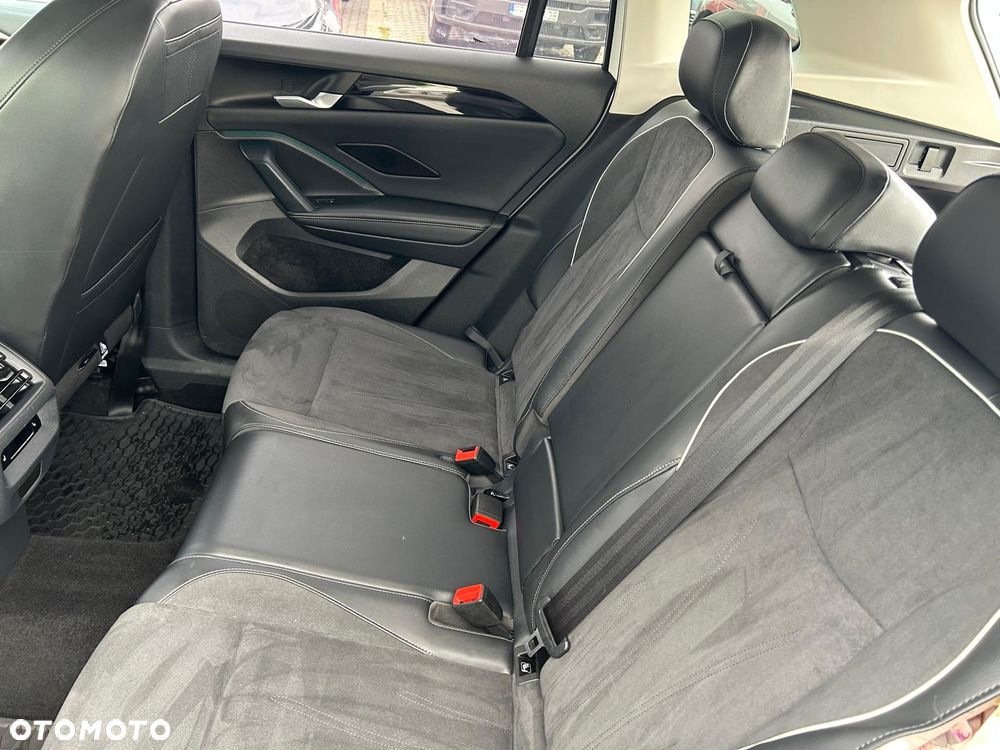 Volkswagen Tiguan 1.5 eHybrid PHEV 150kW Elegance DSG - 34