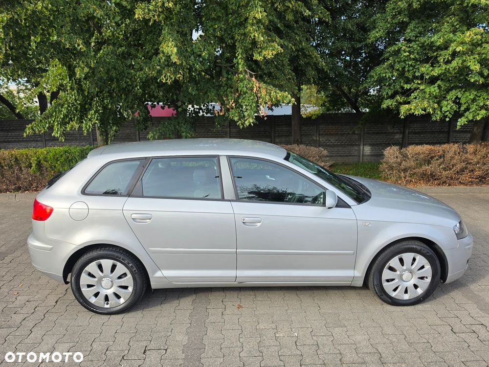 Audi A3 Sportback 1.6 Ambiente Tiptr - 3
