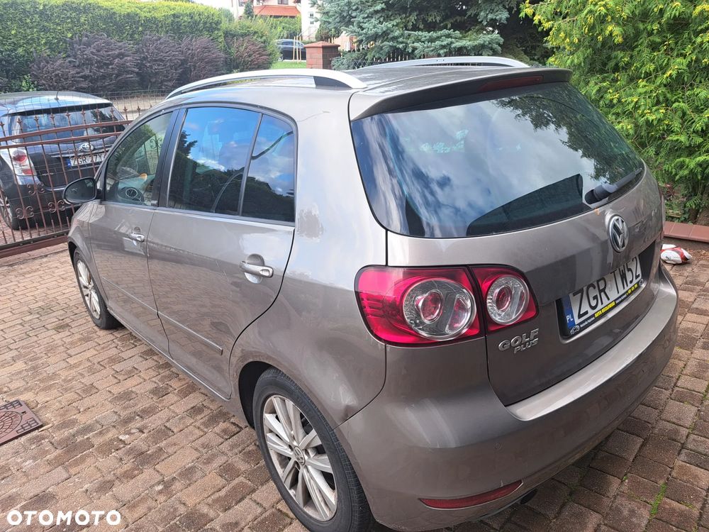Volkswagen Golf Plus 1.6 TDI Comfortline - 3