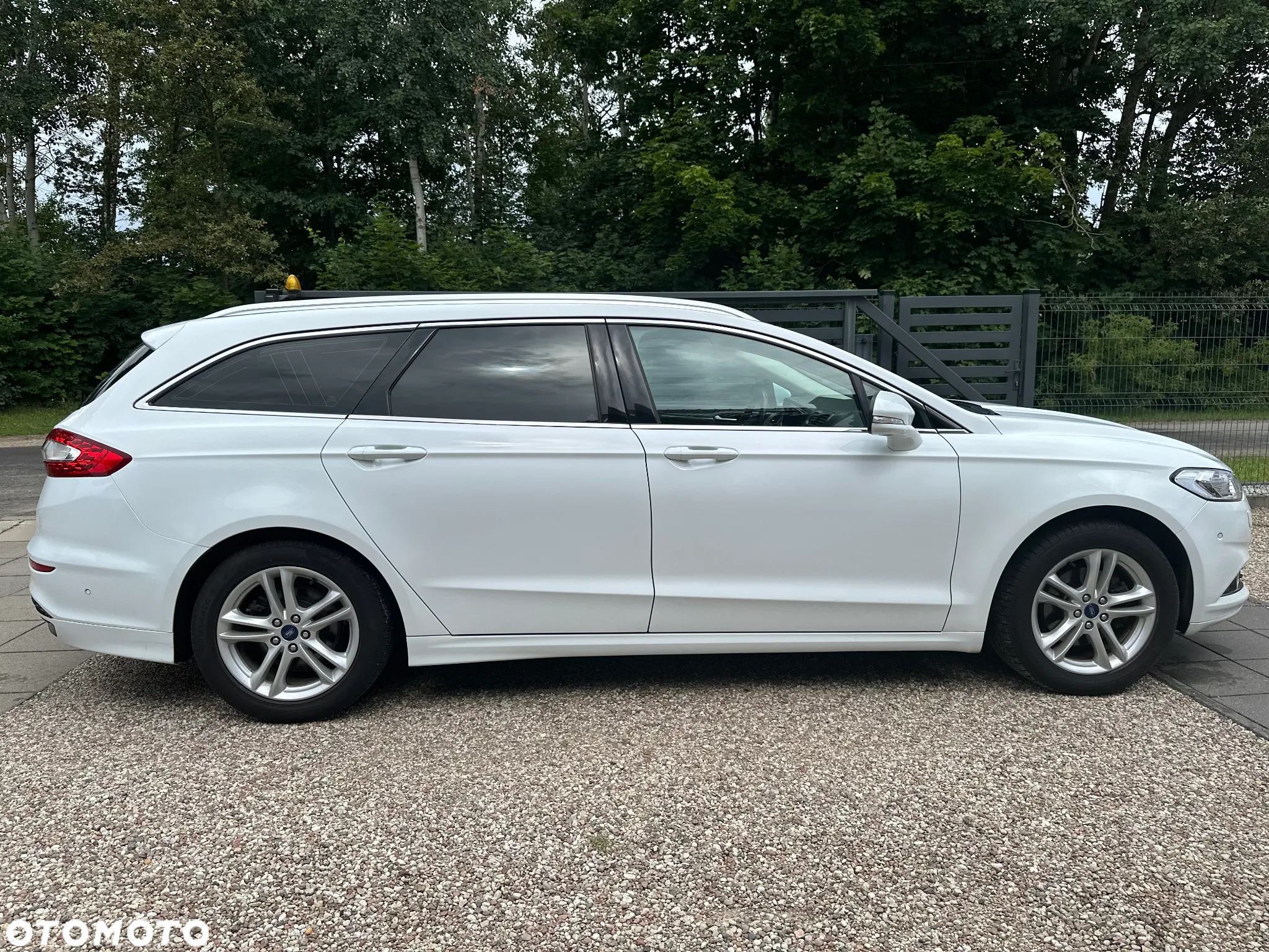 Ford Mondeo 2.0 TDCi Titanium PowerShift - 39