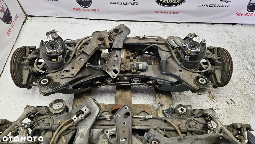 Jaguar XJ 351 3.0 SC 306PS 340 KM 5.0 508PN 385 KM Most tył Dyferencjał tylny Dyfer DX23-4A213-DA przełożenie 2.56 Most 9W83-4A213-AF przełożenie 3.31 Kompletne zawieszenie tylne Ława tył Sanki Dyfer Zwrotnica Most - 6