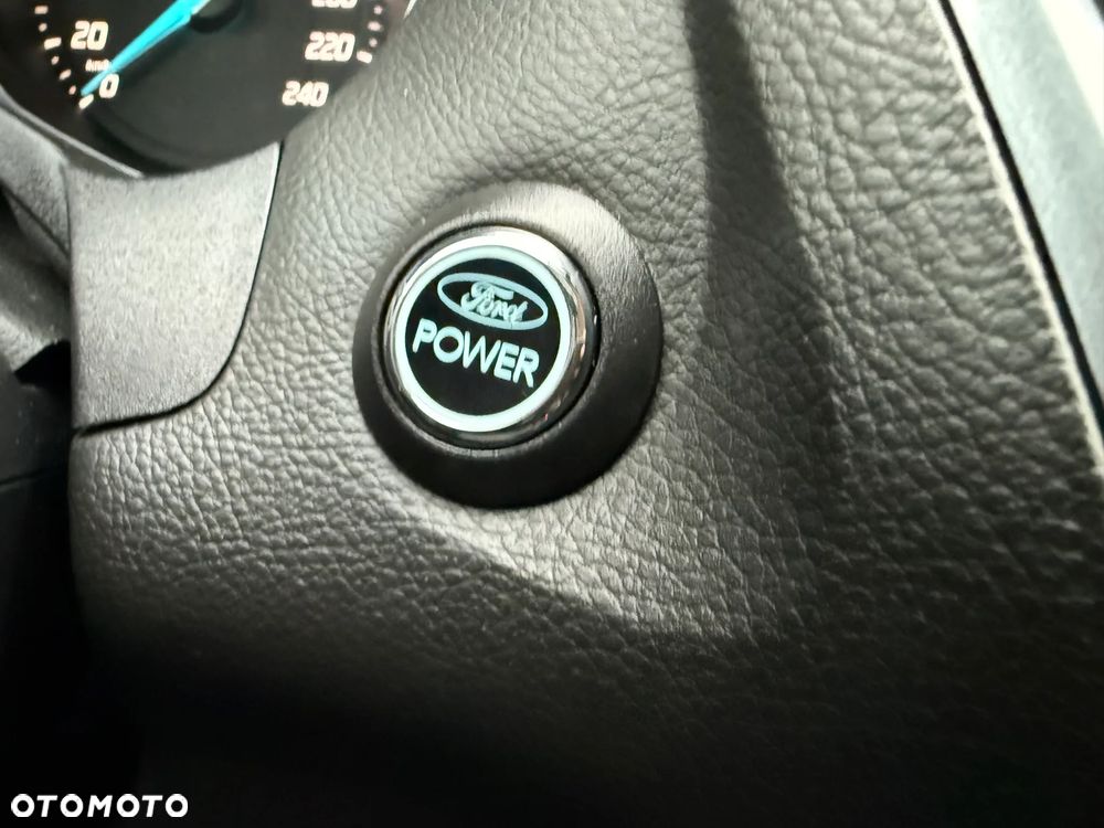Ford Focus - 17
