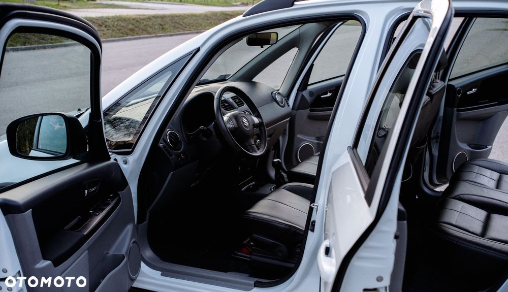 Suzuki SX4 1.6 Premium 4WD - 15