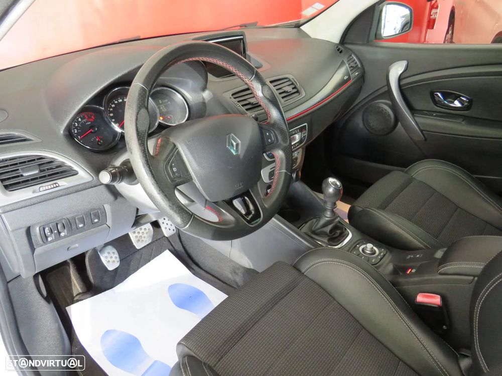 Renault Mégane Sport Tourer 1.5 dCi GT Line - 18