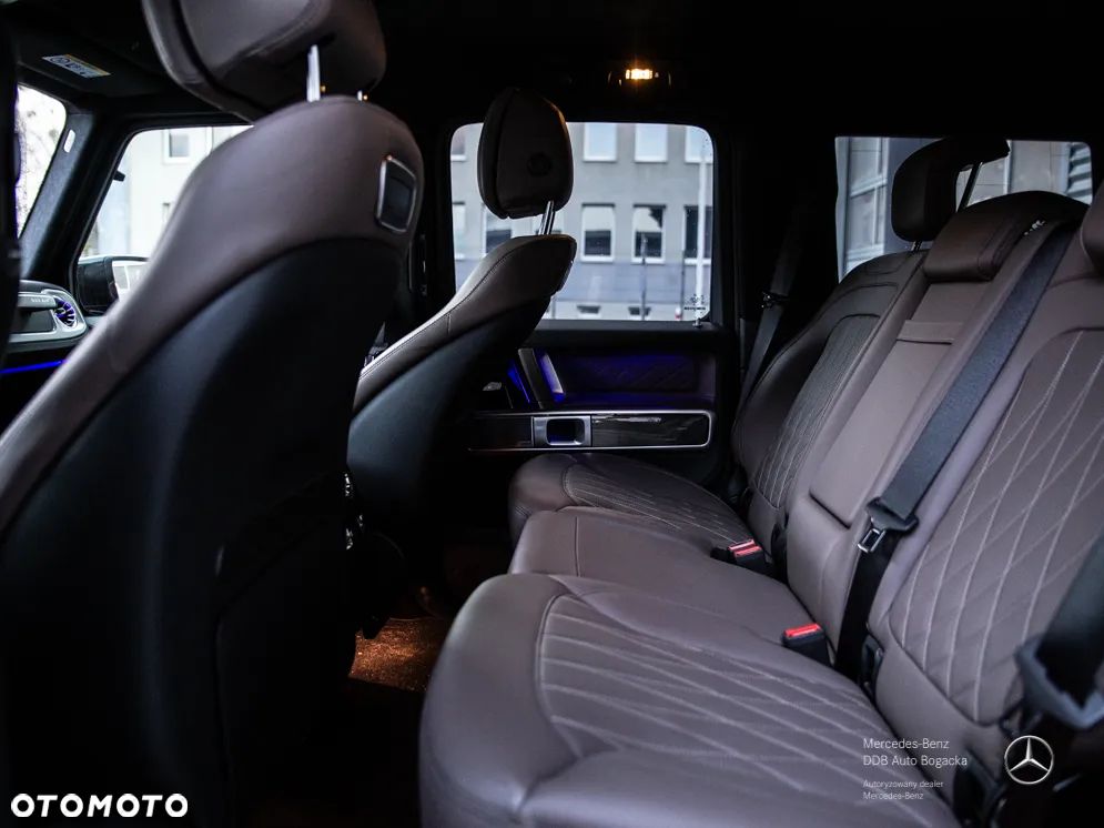 Mercedes-Benz Klasa G AMG 63 4x4 2 - 36