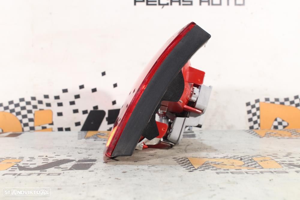 Farolim Direito Audi A4 Avant (8K5, B8)  8K9945094 / 271118R / Direito - 5