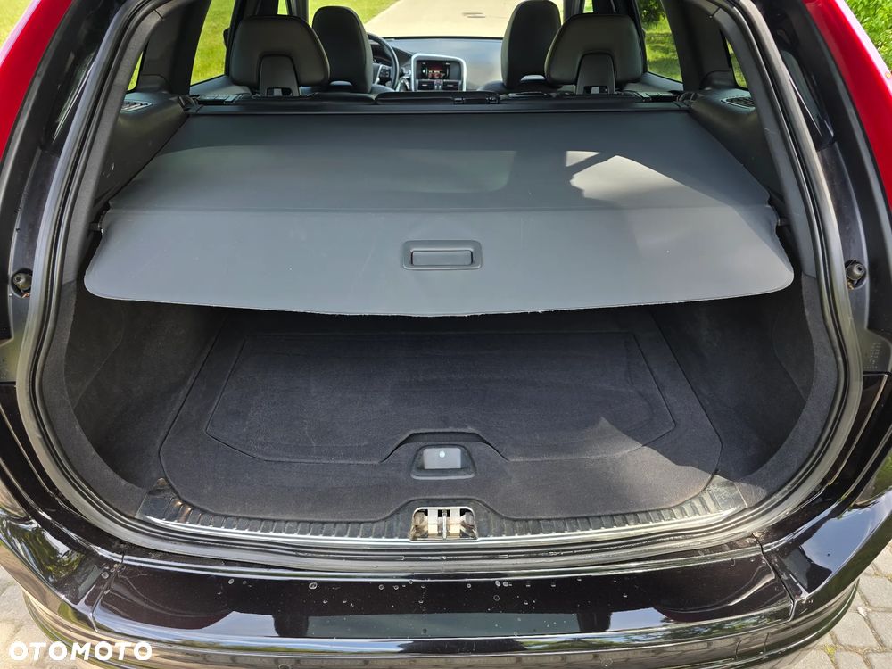Volvo XC 60 D4 Geartronic Summum - 25