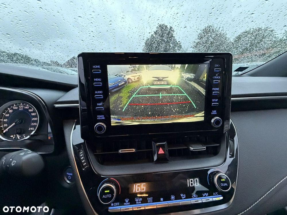 Toyota Corolla 1.8 Hybrid Comfort - 18