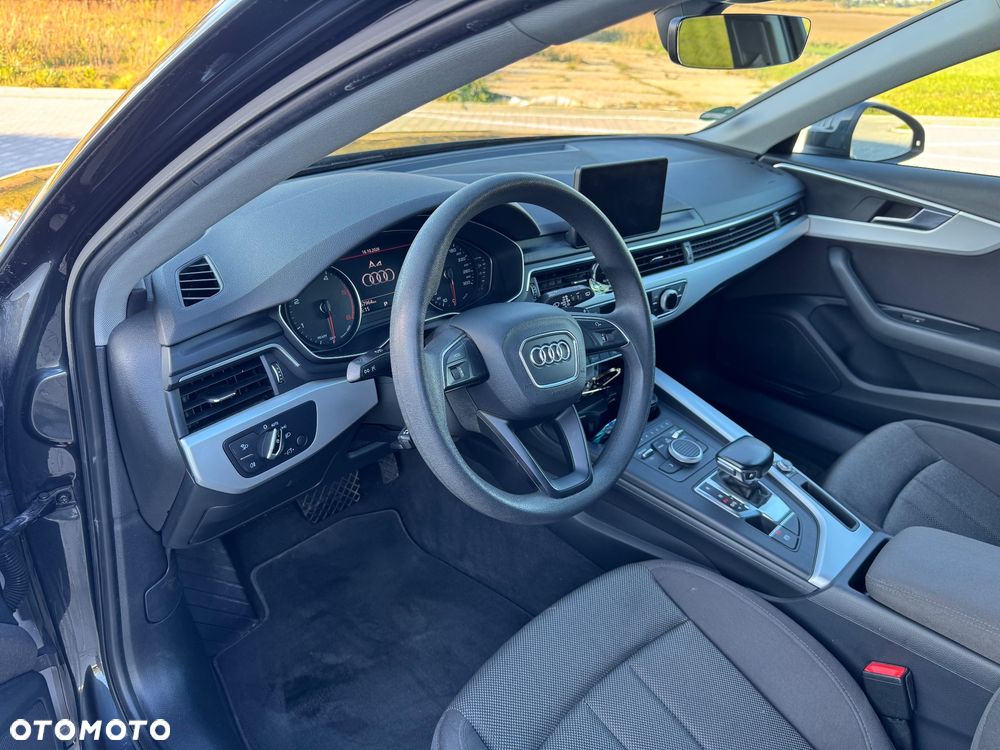 Audi A4 Avant - 13